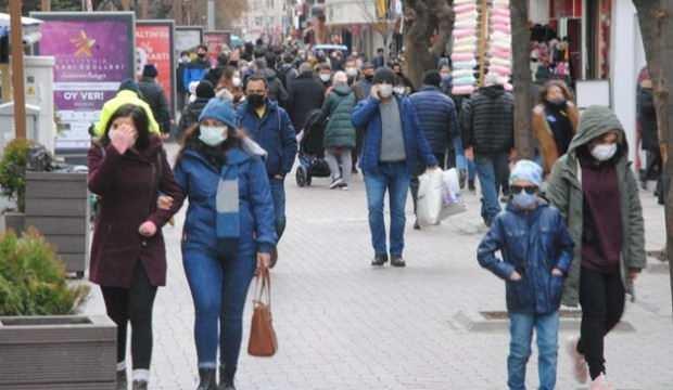 Koronavirüs vakaları son 3 gündür neden artıyor? Uzman isim açıkladı