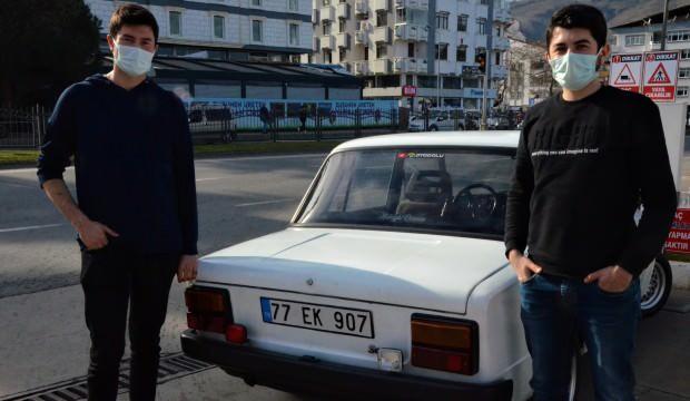Makine mühendisliği öğrencisi 2 arkadaş 30 yıllık hurda aracı 15 bin liraya yeniledi!
