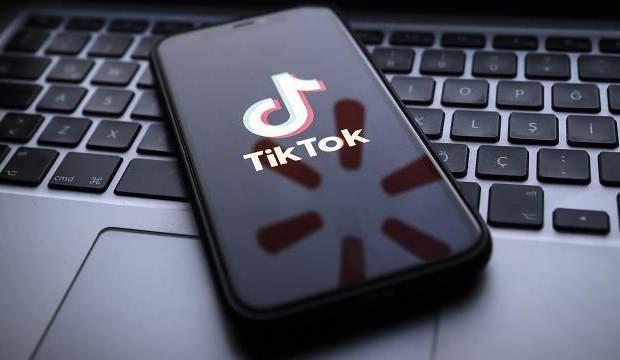 İtalya'da 13 yaşından küçüklere TikTok yasağı!