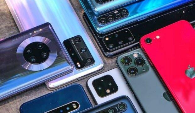 Samsung'u geride bırakan Apple zirveye çıktı