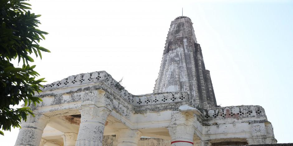 Pakistan'ın 1000 yıllık Hindu Tapınağı tarihe meydan okuyor