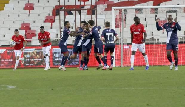 antalyaspor sivasspor u devirip yari