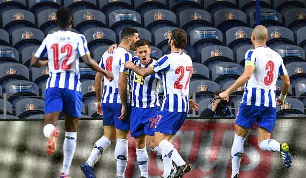 Juventus'a Devler Ligi'nde şok yenilgi!