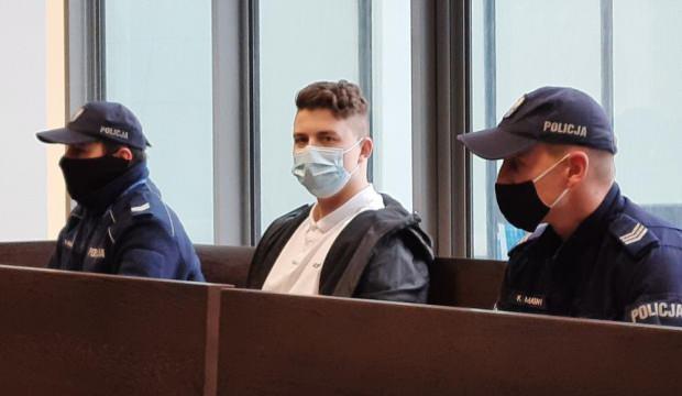 Polonya'da 16 yaşındaki Türk çocuğunu öldüren katile 25 yıl hapis
