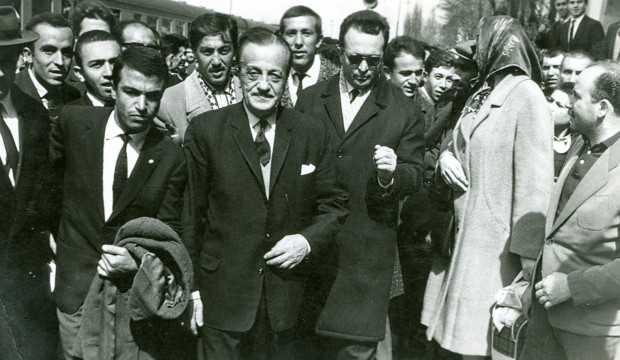 'Şair-ül Azam' Necip Fazıl Kısakürek kimdir?