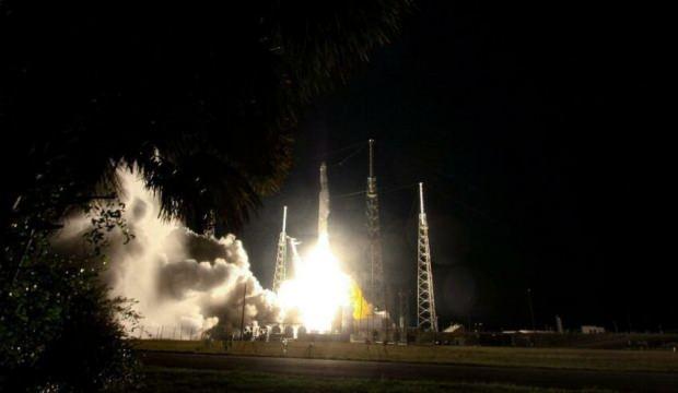 SpaceX, Starlink fırlatışını hava koşulları nedeniyle erteledi