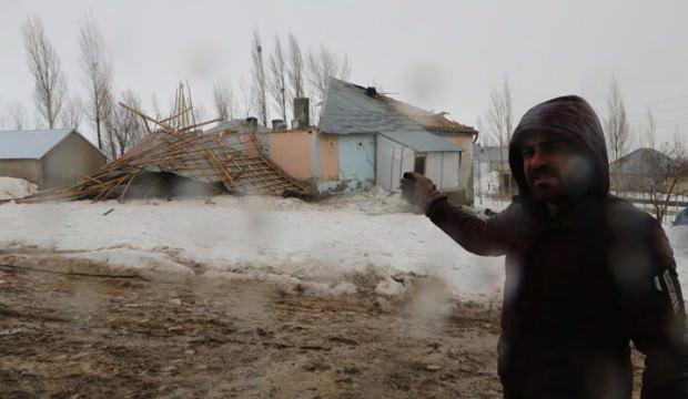 Yüksekova’da fırtınada çatıları uçan aile büyük korku yaşadı