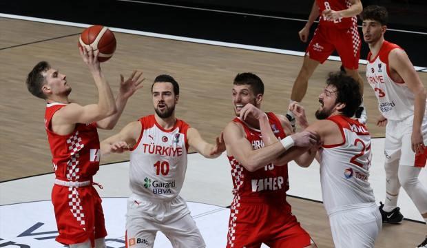 12 Dev Adam galibiyetle bitirdi!