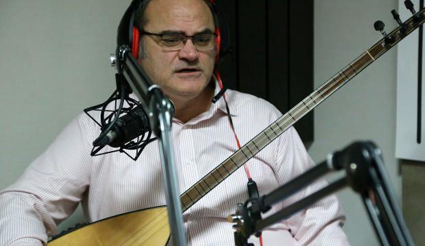 Bağlama ustası Çetin Akdeniz Radyo Esenler'de!