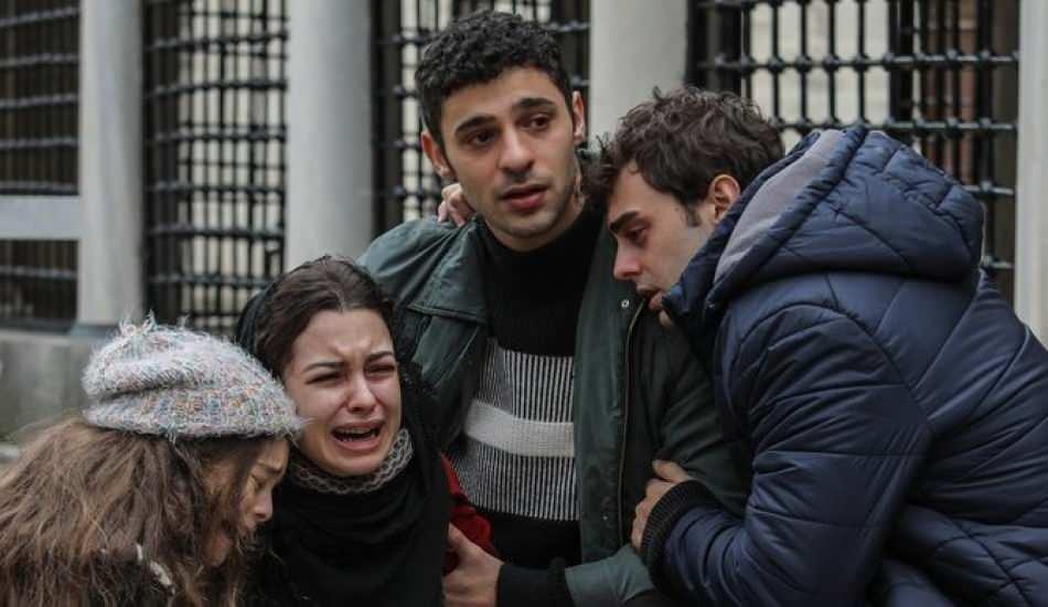 kardeslerim_dizisinin_konusu_nedir_kardeslerim_dizisinin_oyunculari_kardeslerim_3_bolum_1614599261_3635.jpg