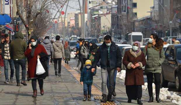 Mavi kategorideki Muş'ta validen 'gevşeme' uyarısı: Herkes maske takacak
