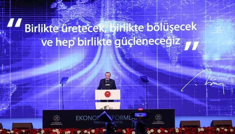 umhurbaşkanı Recep Tayyip Erdoğan, Haliç Kongre Merkezi'nde Ekonomi Reform Paketini açıkladı
