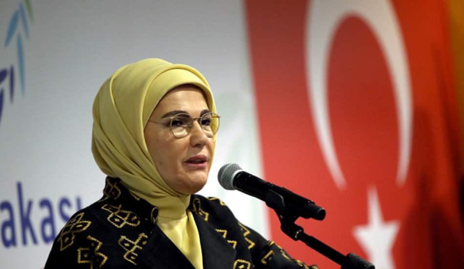 emine_erdogandan_dunya_kadinlar_gunu_mesaji_1615192935_4669.jpg