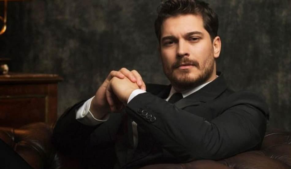 cagatay_ulusoyun_yeni_imaji_hayranlarini_sasirtti_1616313094_5357.jpg