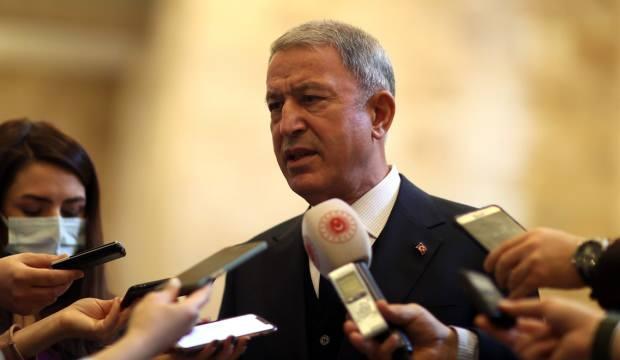 Bakan Akar'dan irtica iddialarına yanıt!