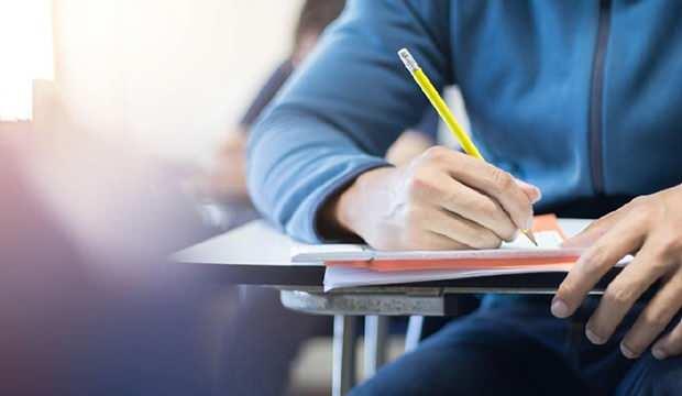 Son Dakika... Liselerde yüz yüze sınavlar ertelendi