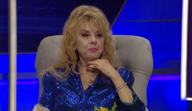 turk muziginin yasayan efsanesi kamuran akkor dunden bugune de televizyon haberleri