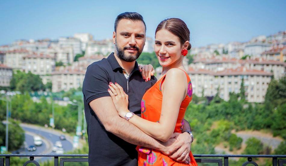 turkucu_alisan_ve_esi_buse_varoldan_mujdeli_haber_birlikte_1616913689_9531.jpg