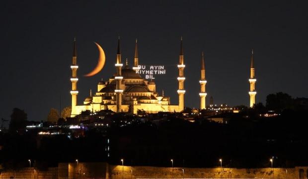 Sahurda okunacak dualar! Peygamber Efendimiz sahurda hangi duaları okurdu?