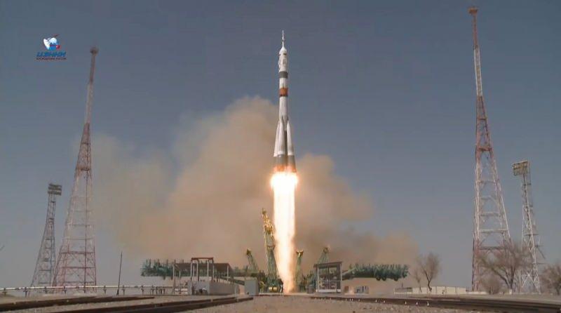 Soyuz MS-18 uzay aracı hedefine vardı