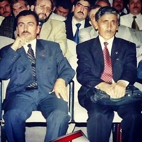 Abdürrahim Karakoç, BBP lideri Muhsin Yazıcıoğlu ile birlikte. 