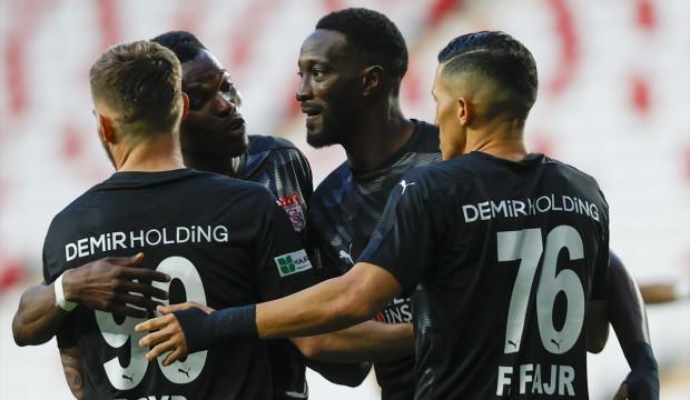 Sivasspor'dan Antalya'da flaş galibiyet!