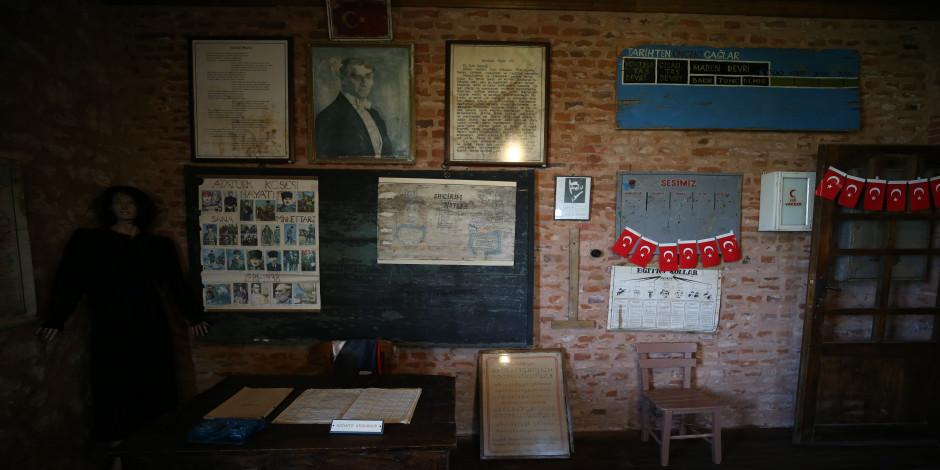 Cumhuriyetin ilk köy okulu tarihe ışık tutuyor