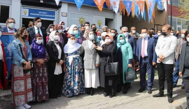 AK Parti'ye büyük katılım! 400 kişilik grup üye oldu