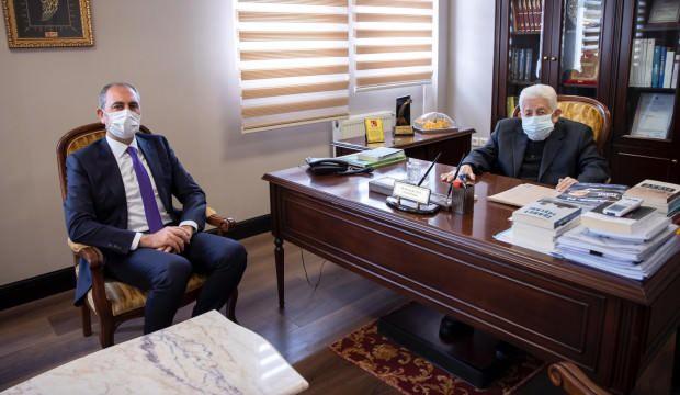 Bakan Gül'den Recai Kutan'a ziyaret!