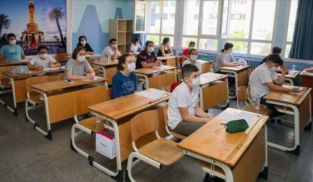 Samsun'da, ilkokullarda yüz yüze eğitime ara verildi