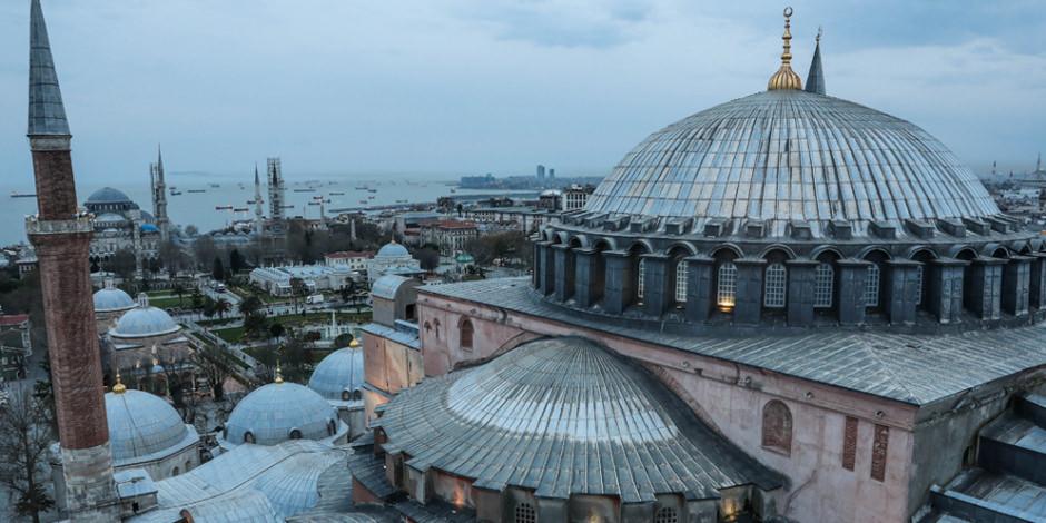 Ayasofya Camii'nin minaresinden İstanbul manzarası
