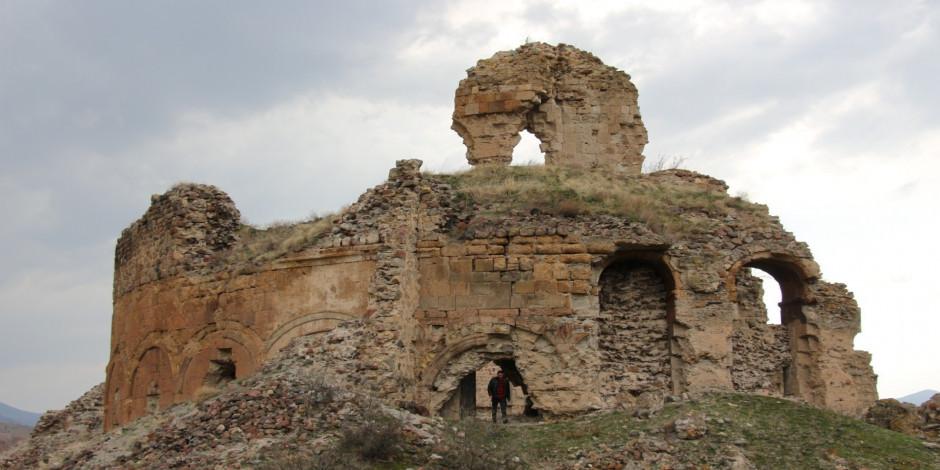 Erzurum'un tarihe meydan okuyan eseri: Bana Katedrali