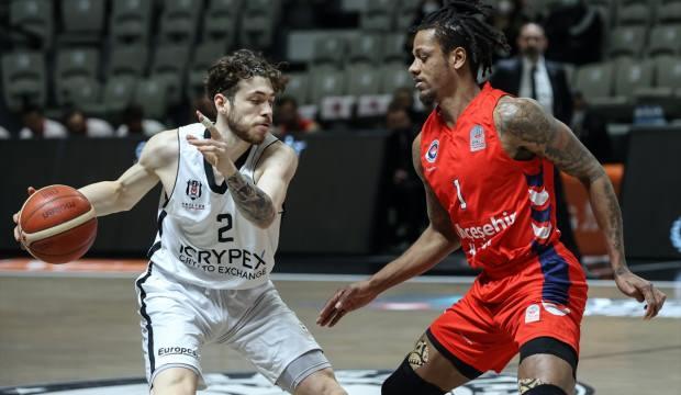 Beşiktaş evinde hata yapmadı