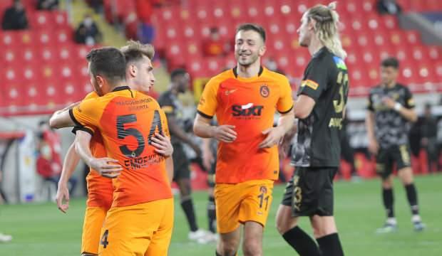 Galatasaray bu sezon bir ilki başardı!