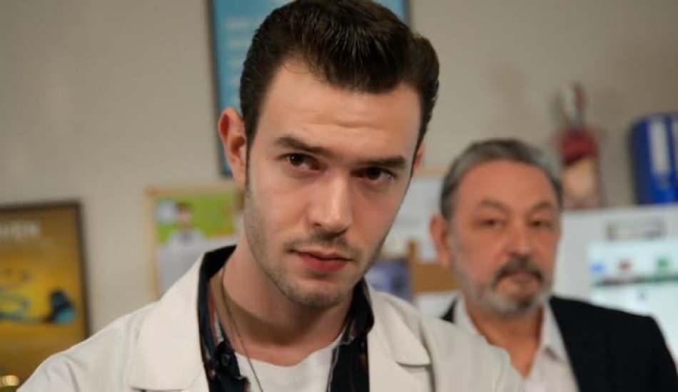 koronavirus_dizi_setlerinde_aytac_sasmaz_koronaya_yakalandi_1618212085_3738.jpg