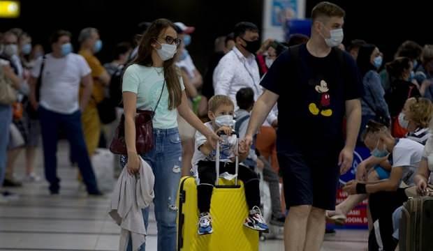 Rus turistler Türkiye hayalinden vazgeçmiyor