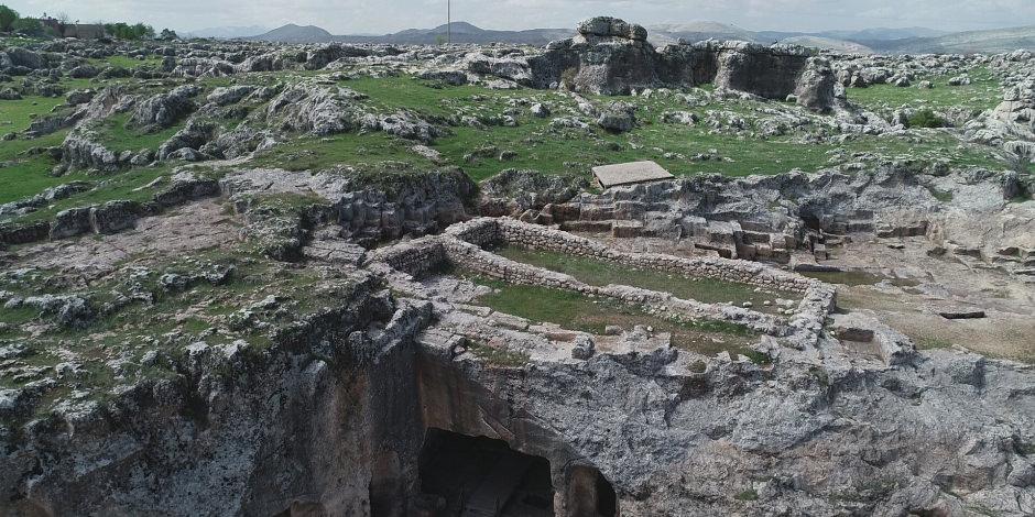 Uygarlık tarihine ışık tutan 12 bin yıllık kazı başlıyor
