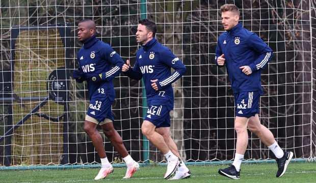 Fenerbahçe'de Gökhan Gönül sevinci