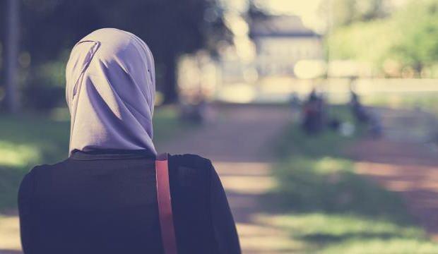 Kanada'da başörtüsü yasağı anayasaya uygun bulundu