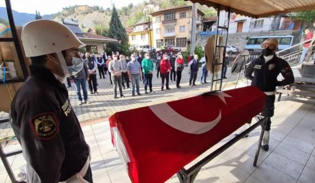 Kanserden vefat eden polis memuruna veda