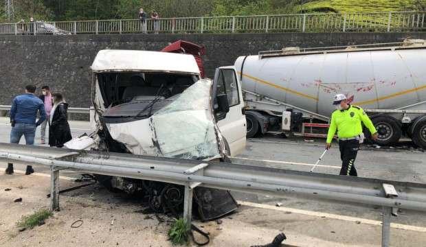 Rize'de trafik kazası: 2 yaralı