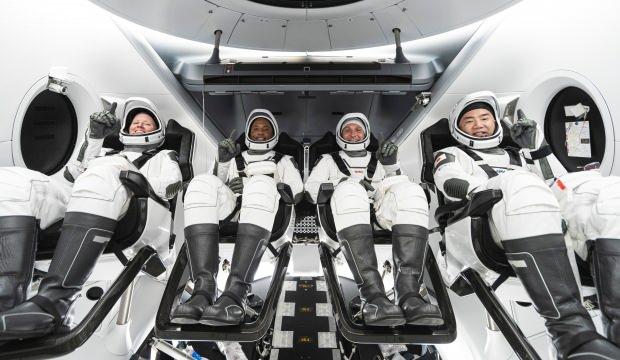 SpaceX ikinci defa uzaya insan götürdü