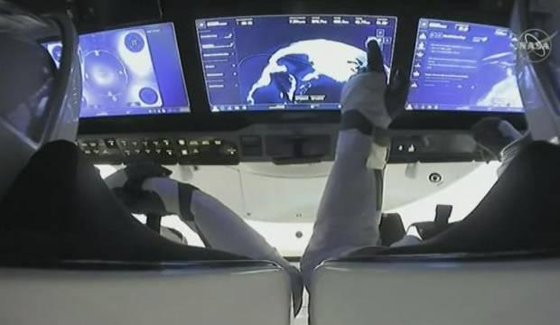 Uzay İstasyonunda görevli 4 astronot dünyaya döndü