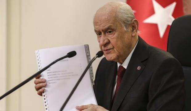 Bahçeli'nin yeni anayasa teklifi sonrası dikkat çeken öneri