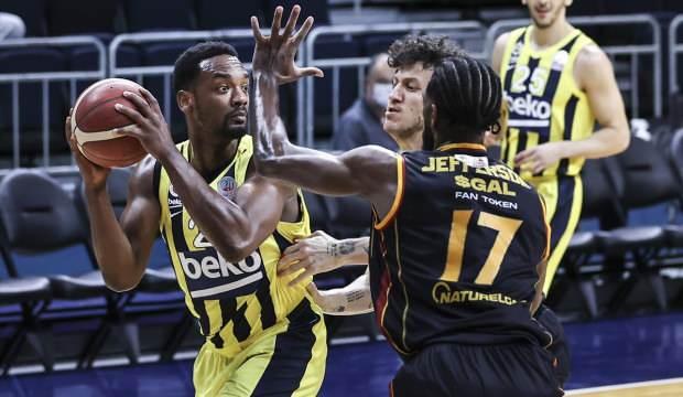 Fenerbahçe'den Galatasaray'a 25 sayı fark!