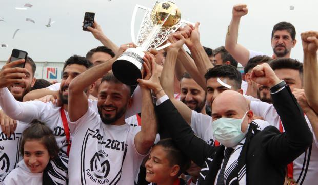 Manisa FK Türk futbol tarihine geçti