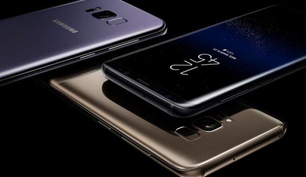 Samsung popüler modelin fişini çekti
