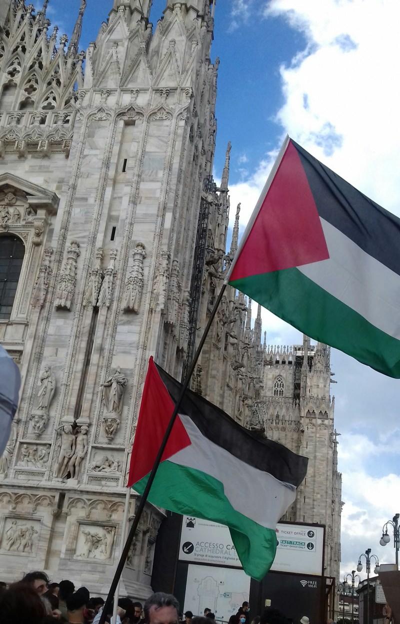 İtalya'da İsrail’in Filistin'e yönelik saldırıları protesto edildi