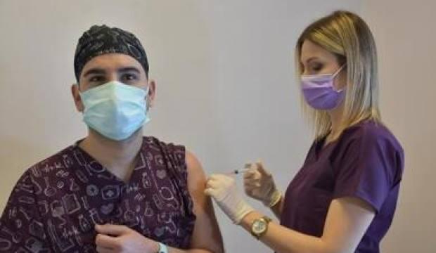 Milyonların gözü bu sevkiyatta! Gerçekleşirse Temmuz'da 20 yaş üstü herkes aşılanabilir