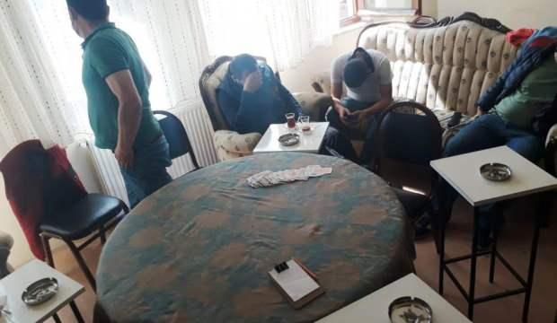 Kütahya’da kumar oynayan 9 kişiye para cezası